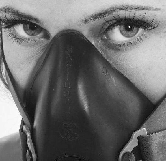 25P Hoods, masks &amp; latex