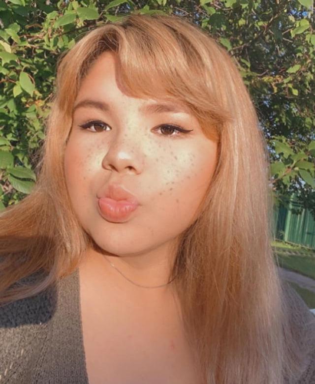 16P Heres the fat slut again