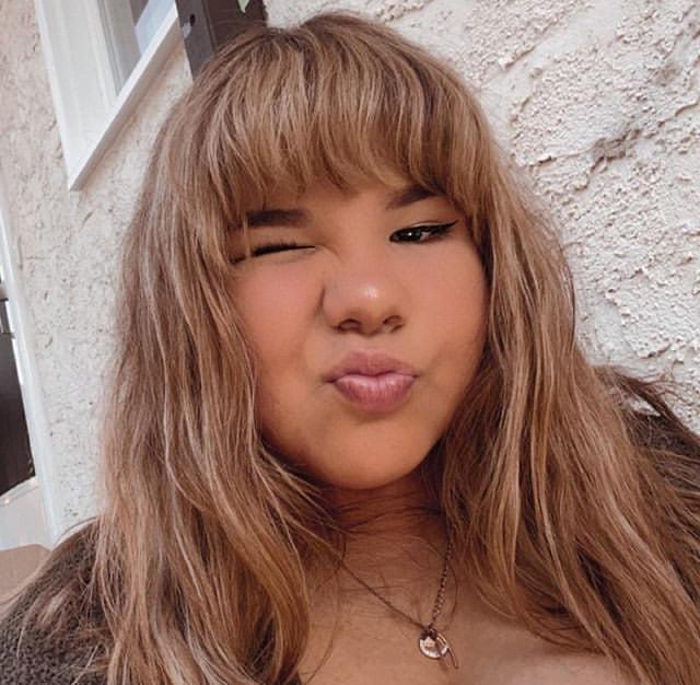 16P Heres the fat slut again