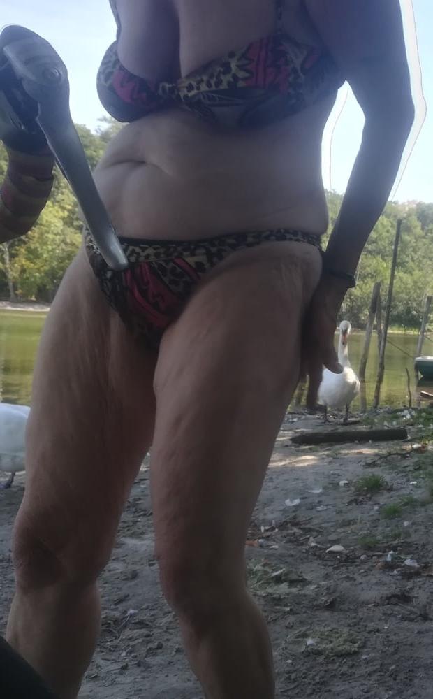 21P Old Granny at the lake