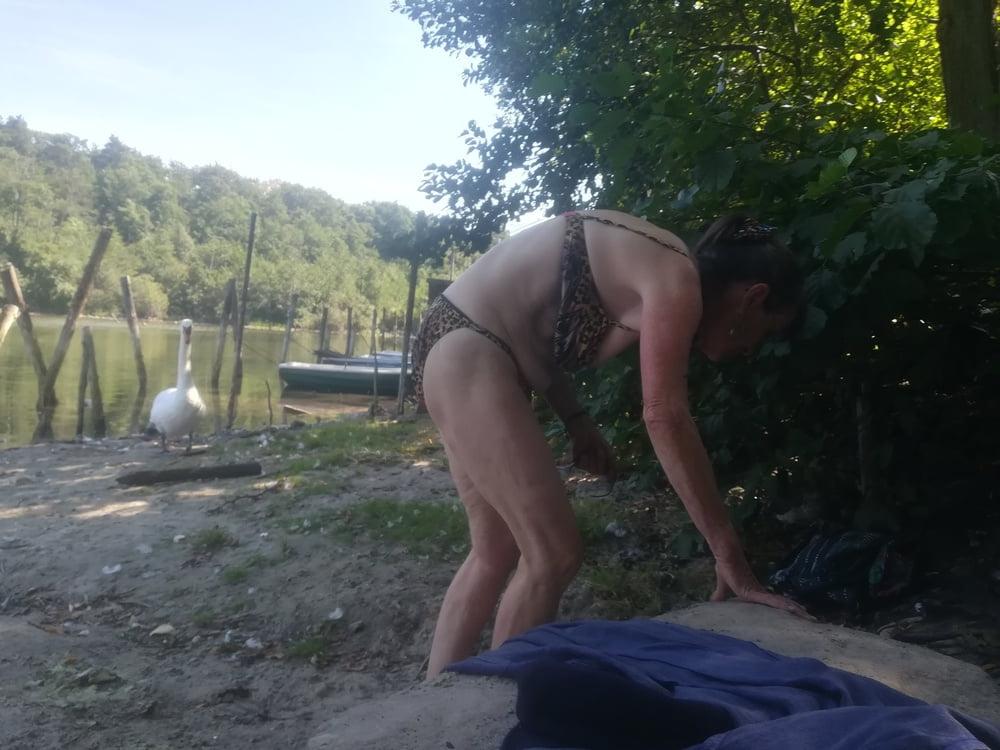 21P Old Granny at the lake