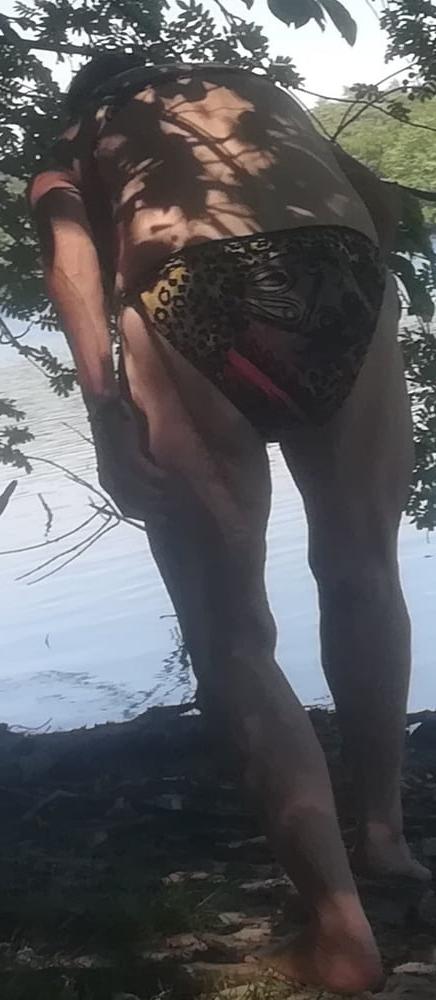 21P Old Granny at the lake