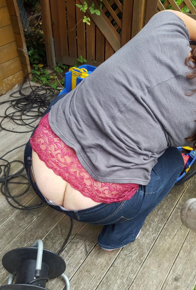 10P My BBW wife in the garden