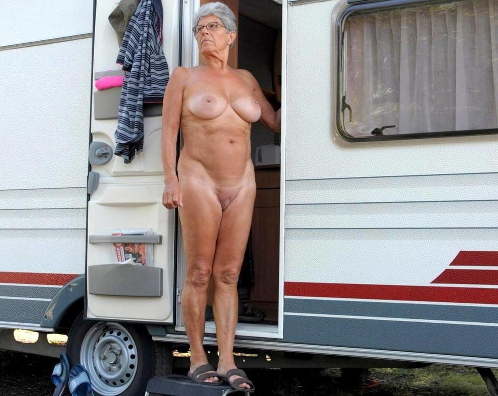 25P Nudist Granny