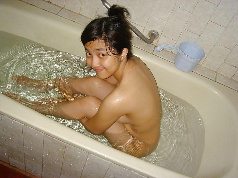 12P Young and very cute Asian babe!  