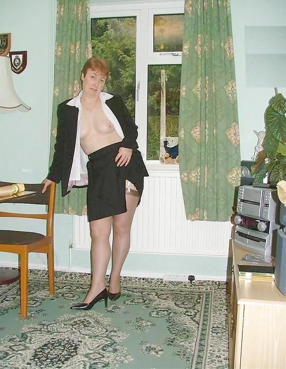 19P Hot granny slowly undressing