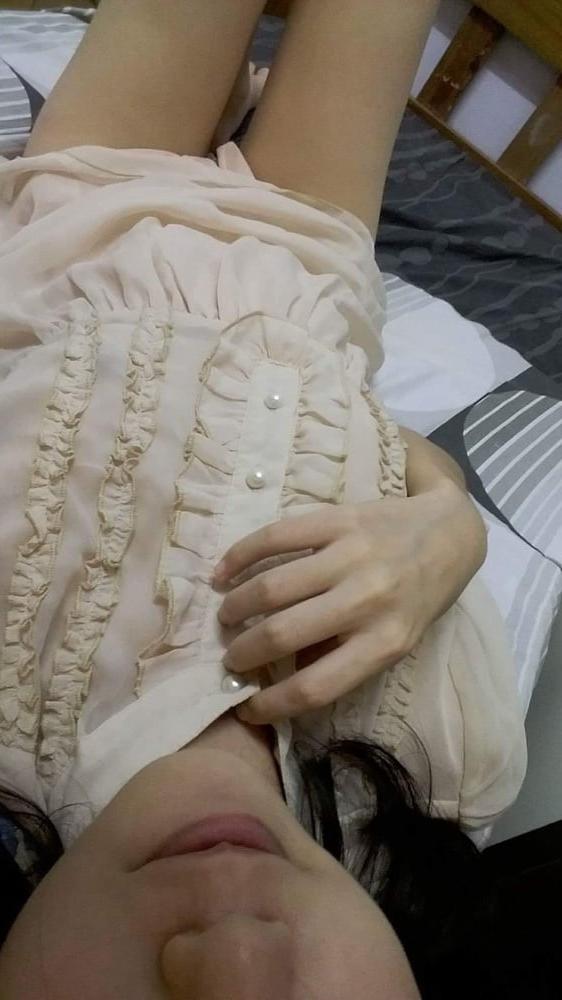 20P Revisit first few asian amateur exposed chinese girl