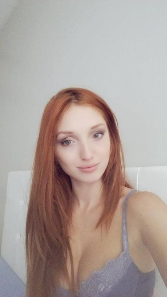 20P The Sexiest Redhead Non Nude 3