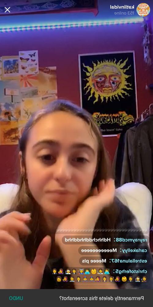 25P Tik Tok Females: Upskirt cutie