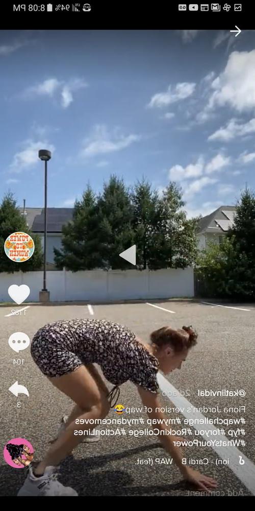 25P Tik Tok Females: Upskirt cutie