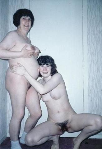 25P Hot Mommy &amp; Daughter