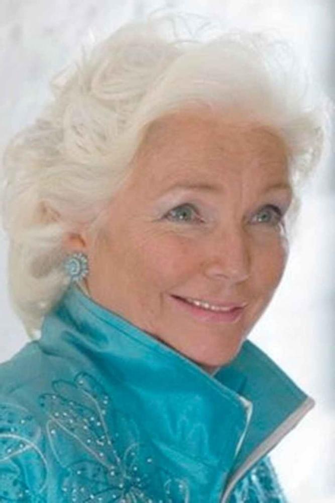 25P Pretty granny faces for facial. Pick 1