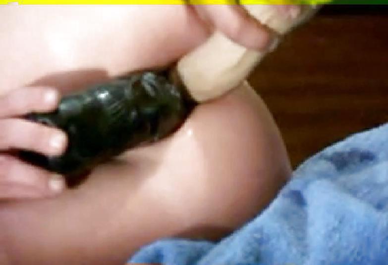 12P Big Rubber Dick Fills My Ass