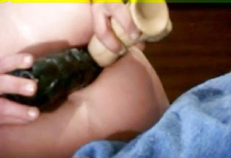 12P Big Rubber Dick Fills My Ass