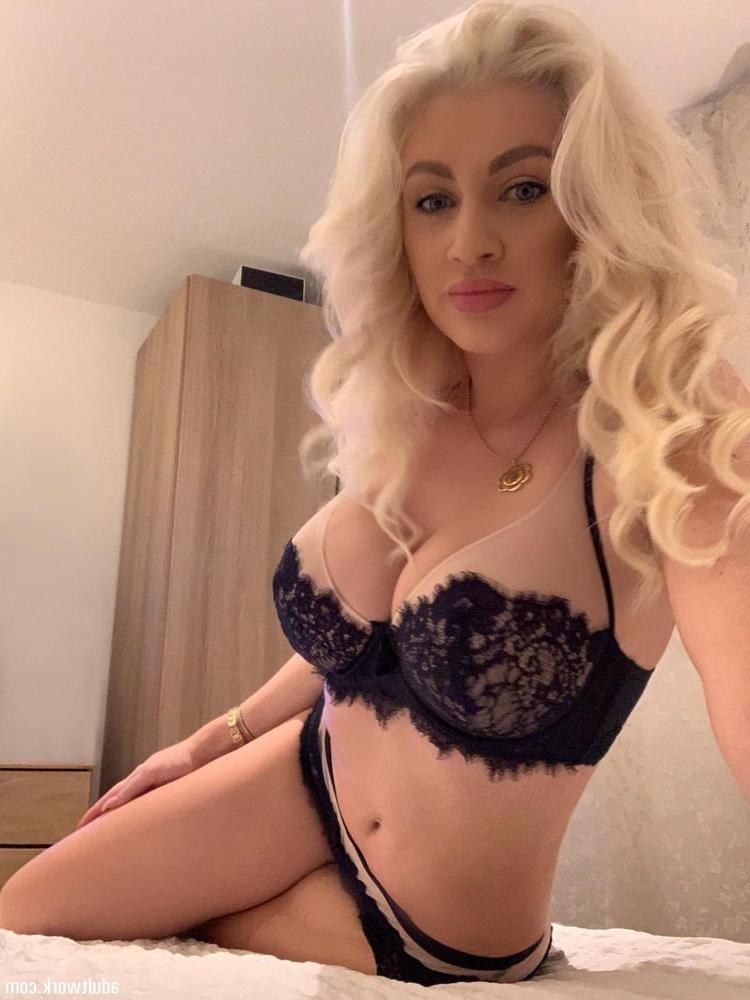 16P Sexy Adultwork Romanian Escort from london