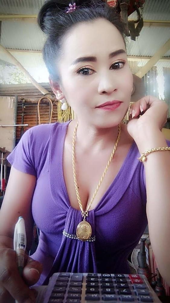 25P Janda tetek besar.1