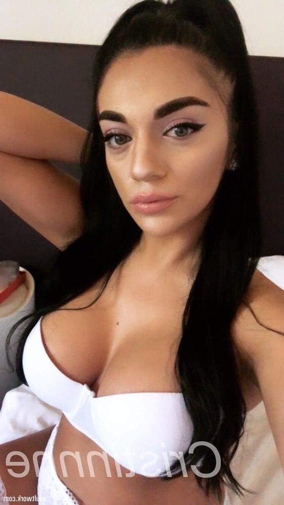 9P romanian escort christine from adultwork in london