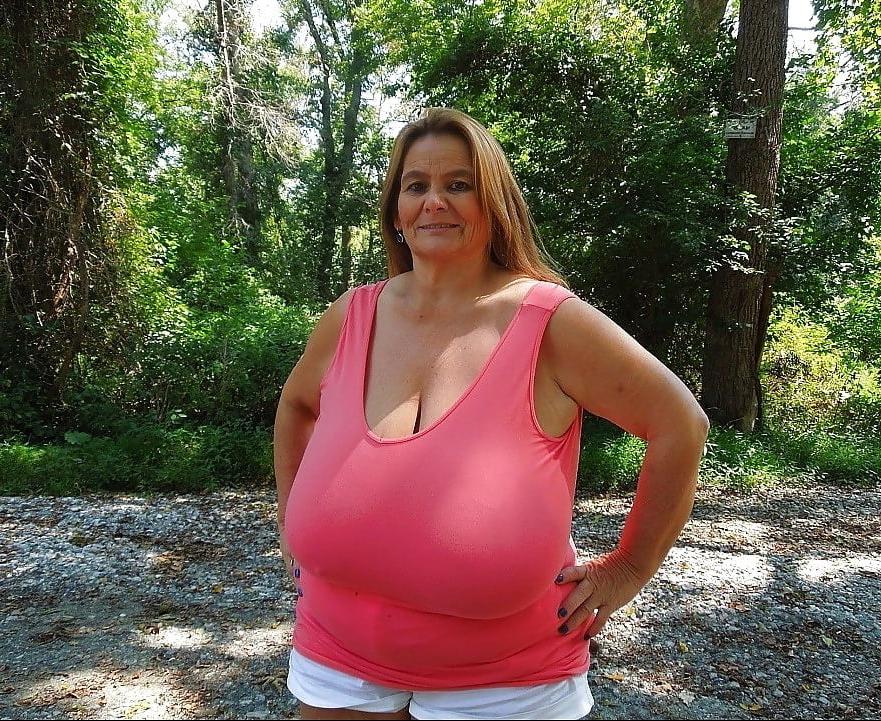 8P Eye popping mammoth titted granny