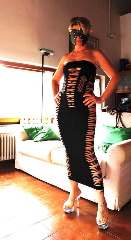 25P CLOTHED 44