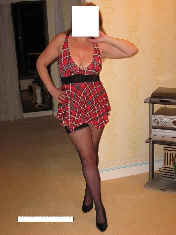 25P CLOTHED 44
