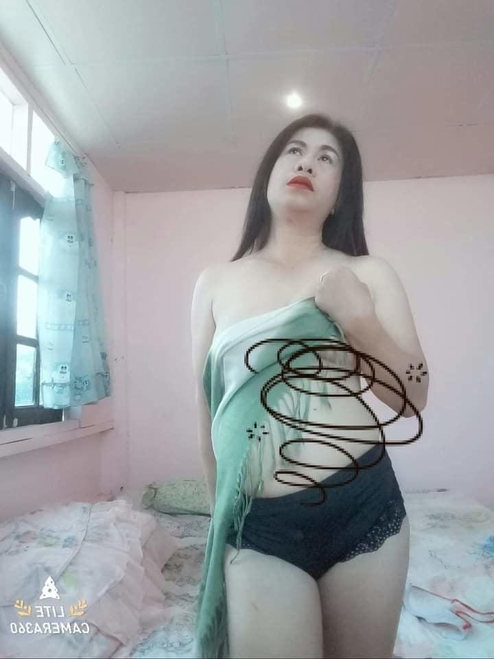 25P Janda tetek besar