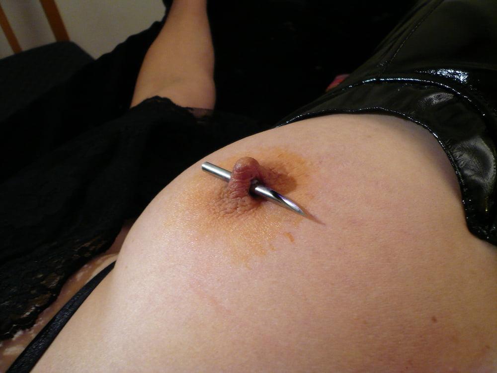 23P pierced nipples slave (Chloe)