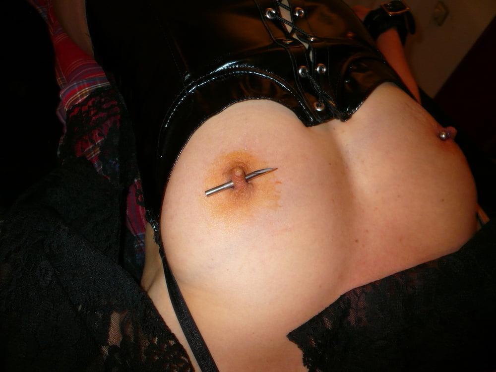 23P pierced nipples slave (Chloe)
