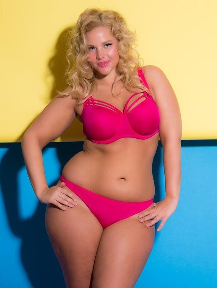 25P Voluptuous Beauties 2