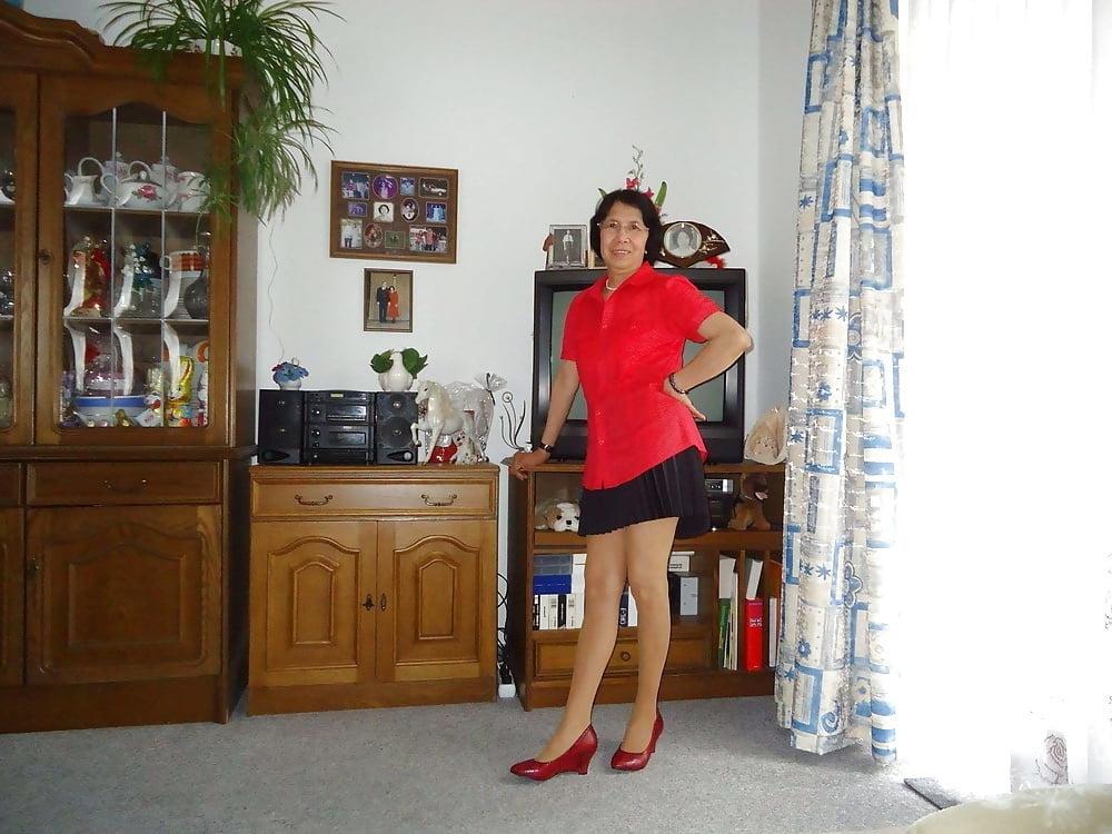 21P Beautiful non-nude asian granny posing