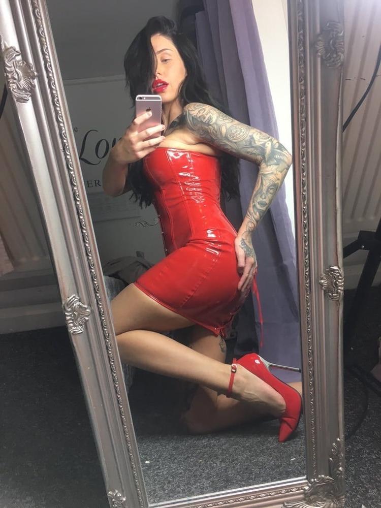 24P Latex amateur and selfie 113