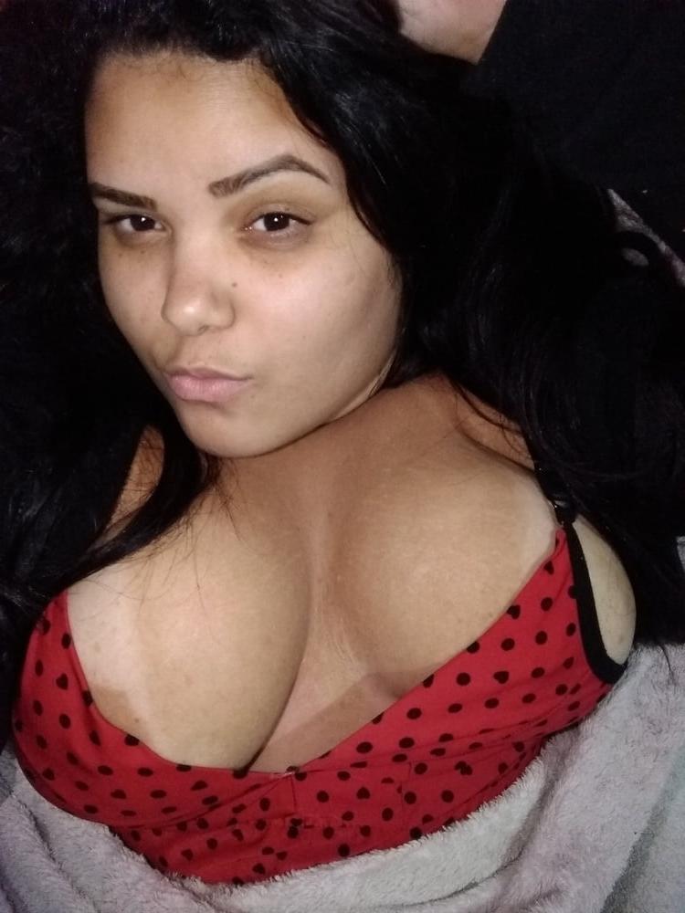 25P Kimberly gordinha safada