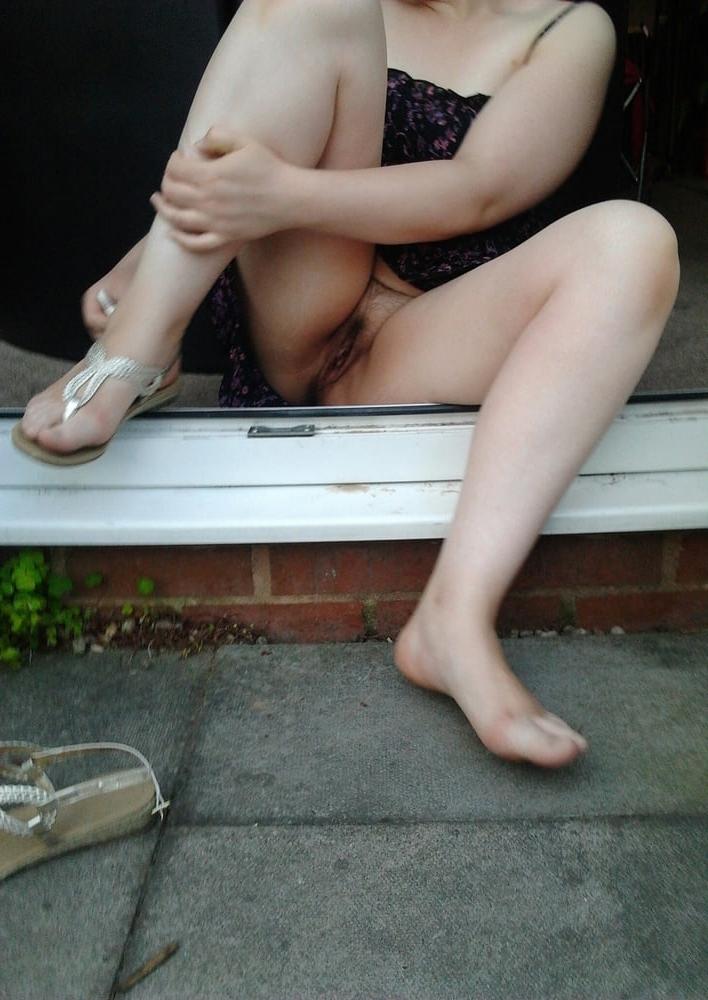 10P Amatuer upskirt 2