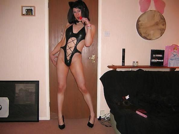25P Amateur Ladyboys 1