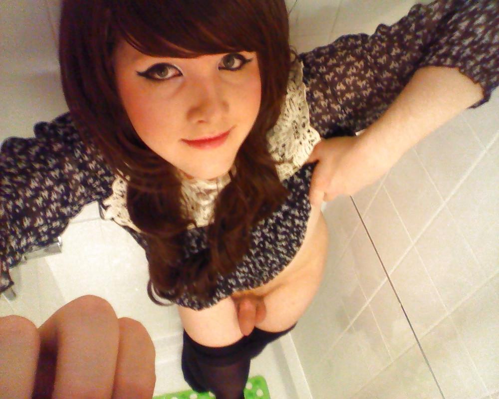 25P Amateur Ladyboys 1
