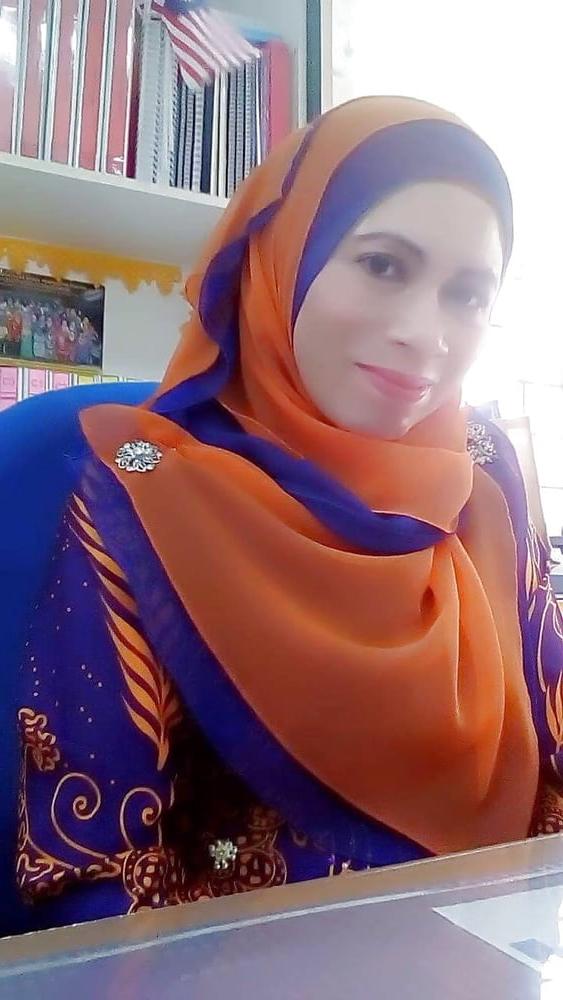 15P Janda tetek besar