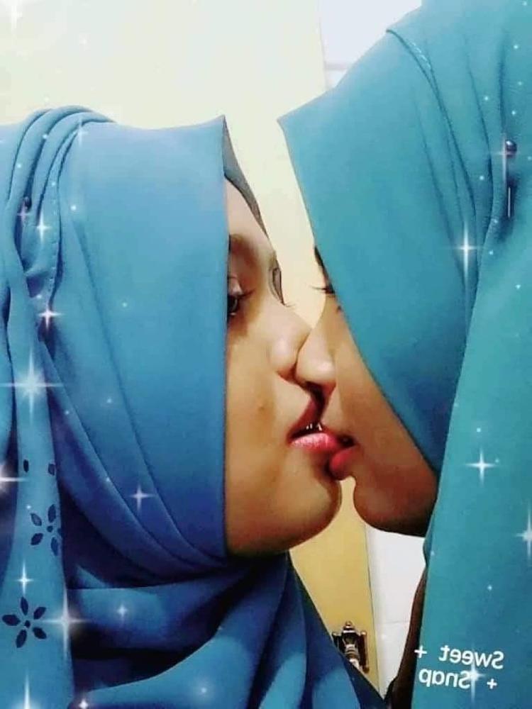 15P Janda tetek besar