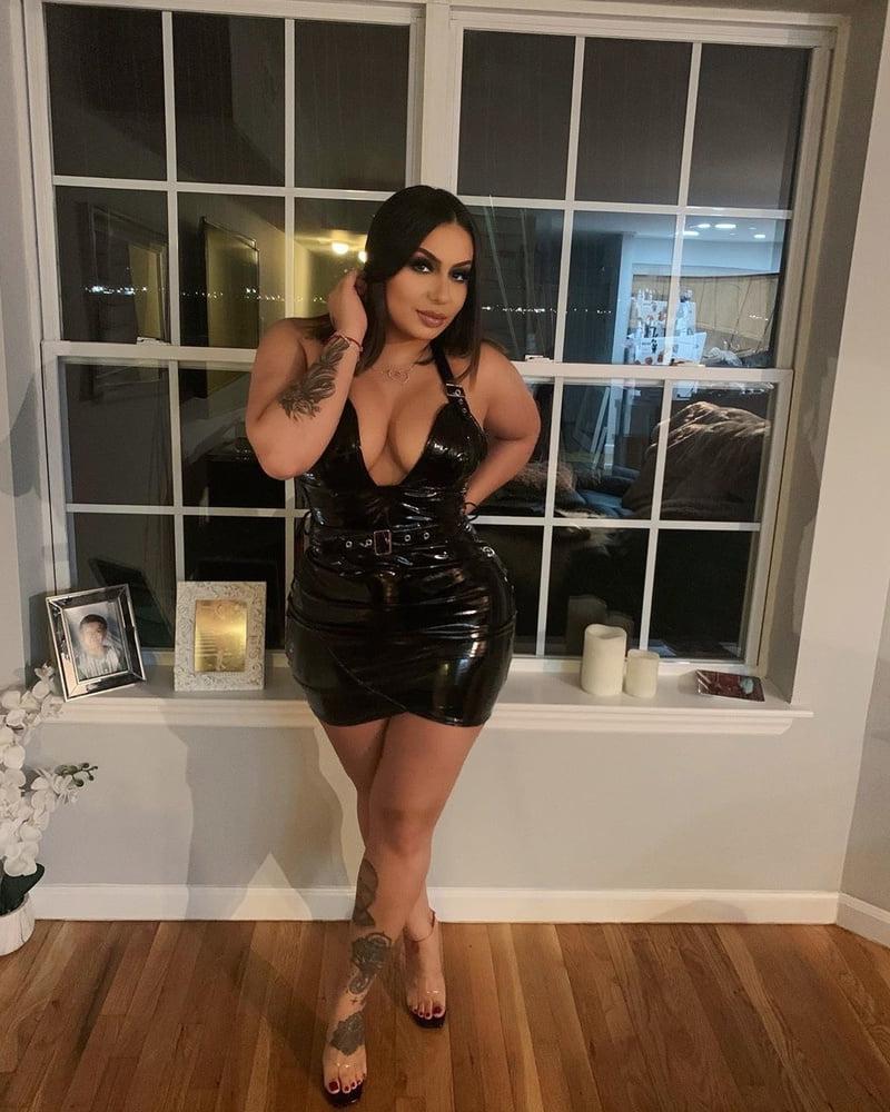 19P tight clothed babes