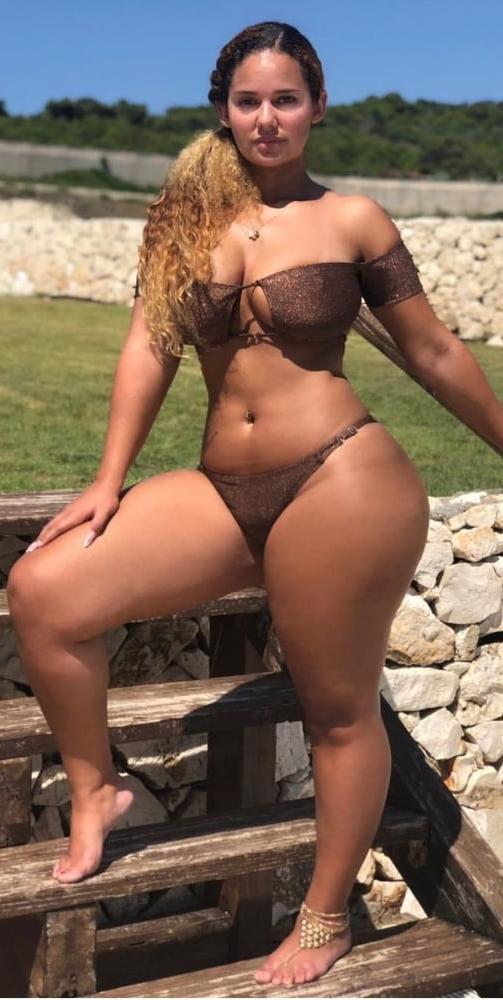 25P Thick, bbw wild hips bikini