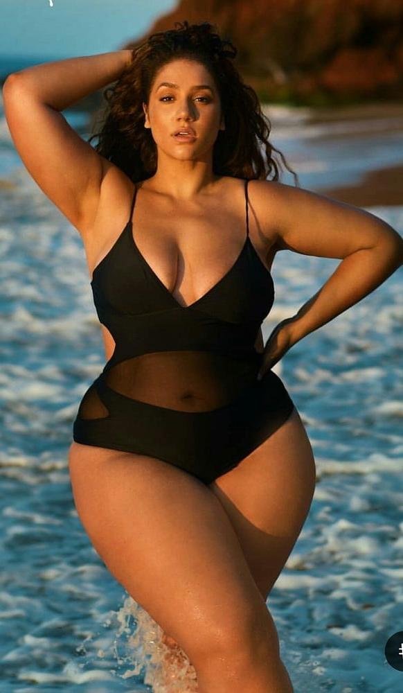 25P Thick, bbw wild hips bikini