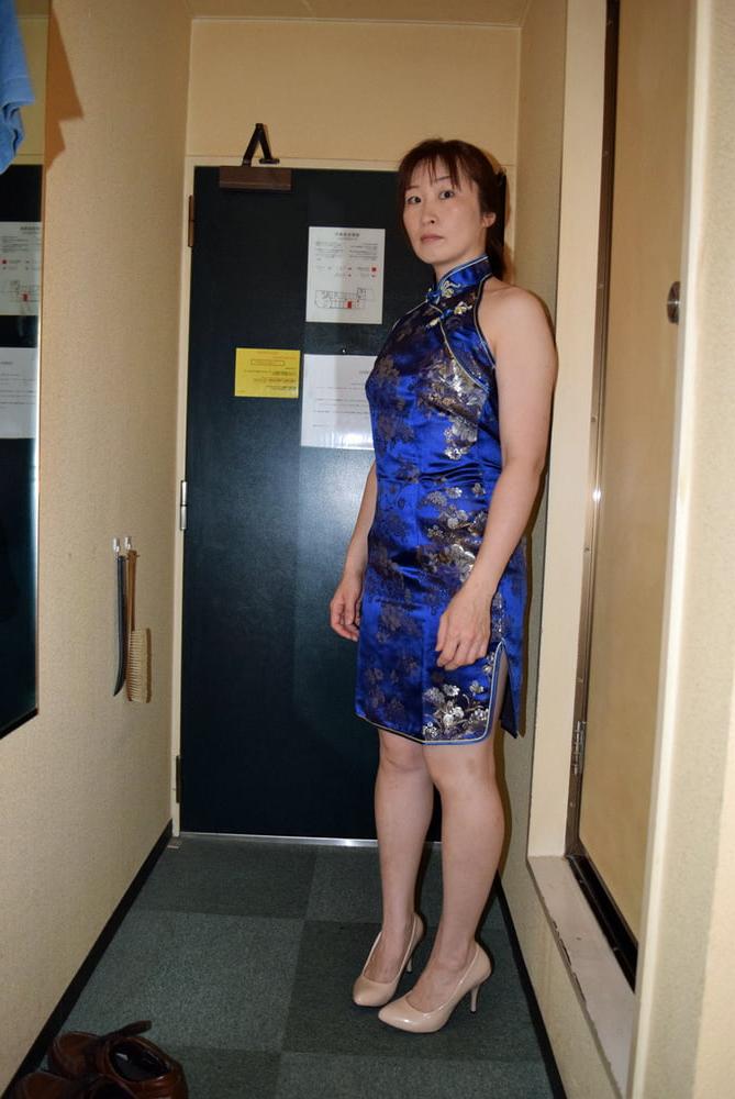12P Amateur Asian 2570