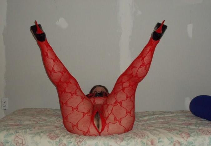 25P Mature, curvy and BBW's in pantyhose and body stockings 4