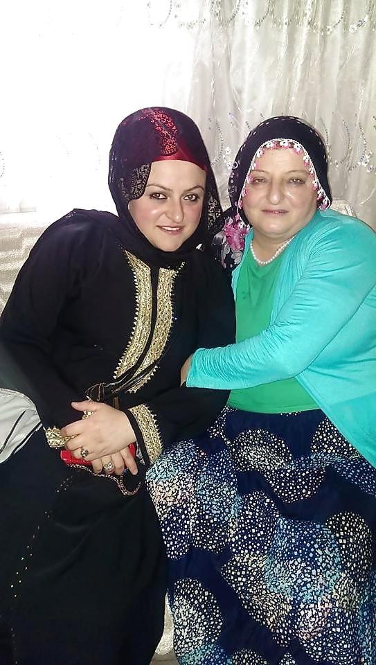 17P Turkish Muslim Mature Hijab - BIG TITS Granny (NON-Porn)