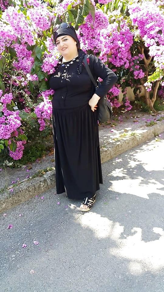 17P Turkish Muslim Mature Hijab - BIG TITS Granny (NON-Porn)