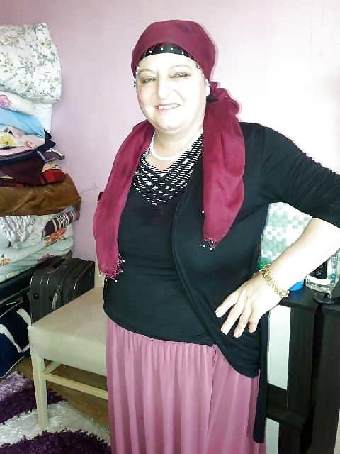 17P Turkish Muslim Mature Hijab - BIG TITS Granny (NON-Porn)