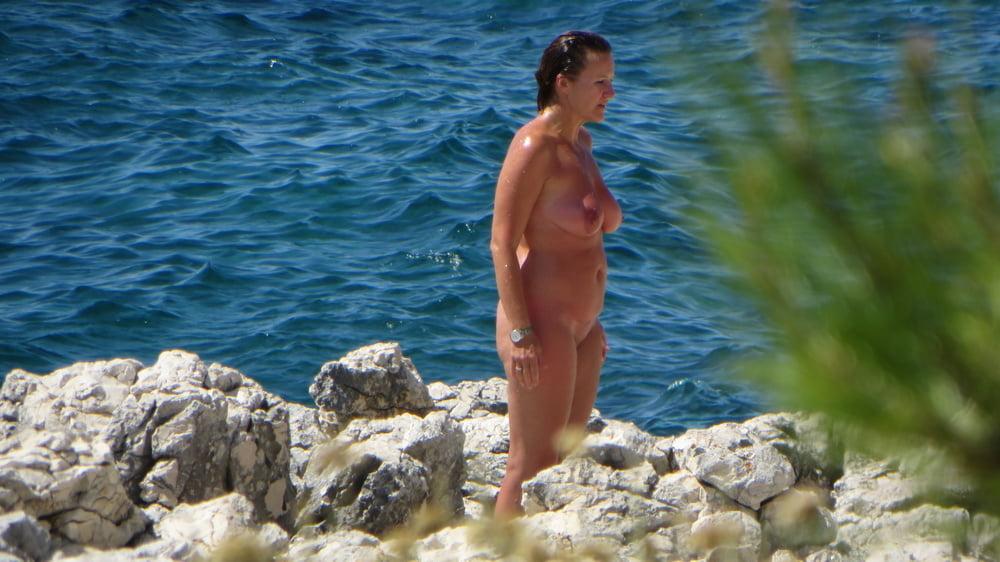 12P FKK Croatia - Group of horny MILFS