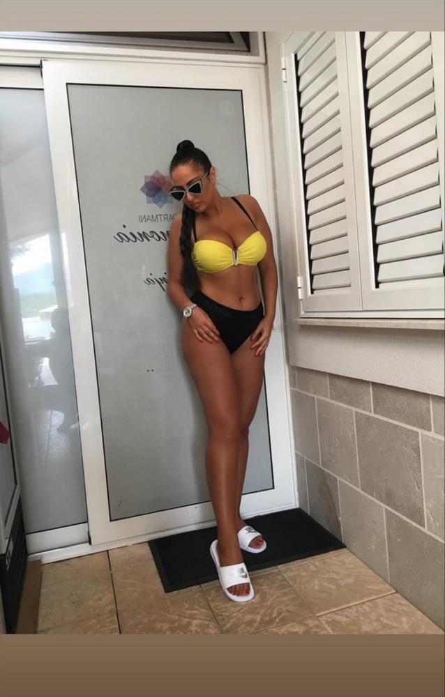 12P Sandra