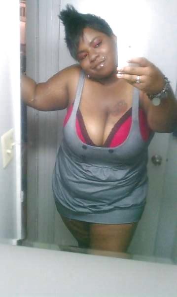 25P Ebony Busty Internet Amateur Young Set 6
