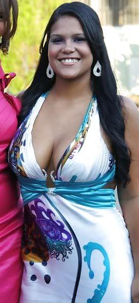 25P Ebony Busty Internet Amateur Young Set 6