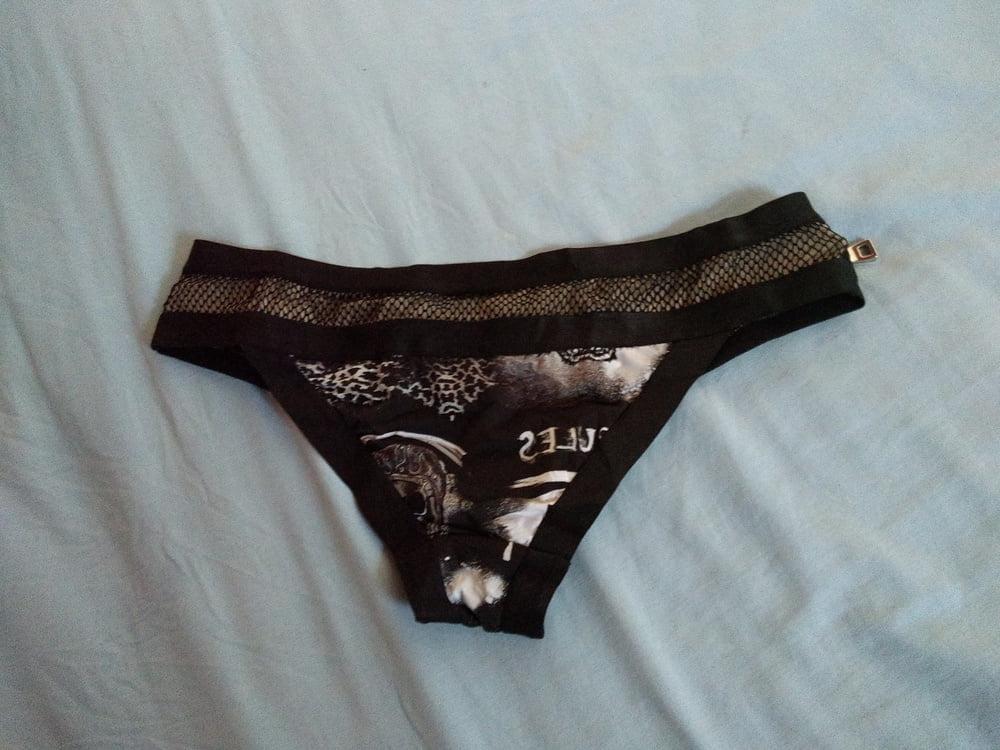 25P Indian girlfriend thongs butt plug