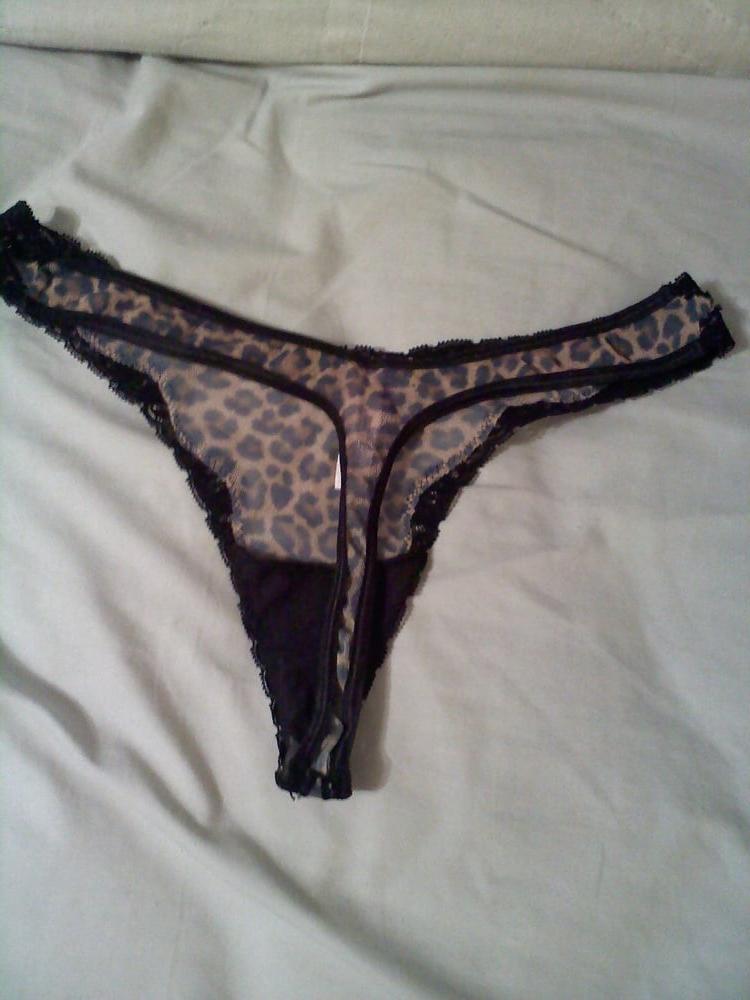 25P Indian girlfriend thongs butt plug
